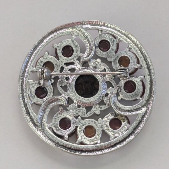 Vintage Silver Tone Celtic Style Faux Stone Round Brooch Pin - Picture 4 of 4